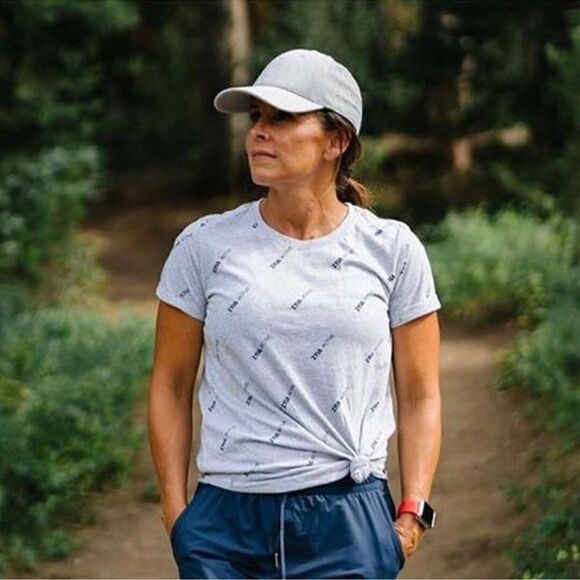 Zyia Ash textured baseball hat - Picture 2 of 8